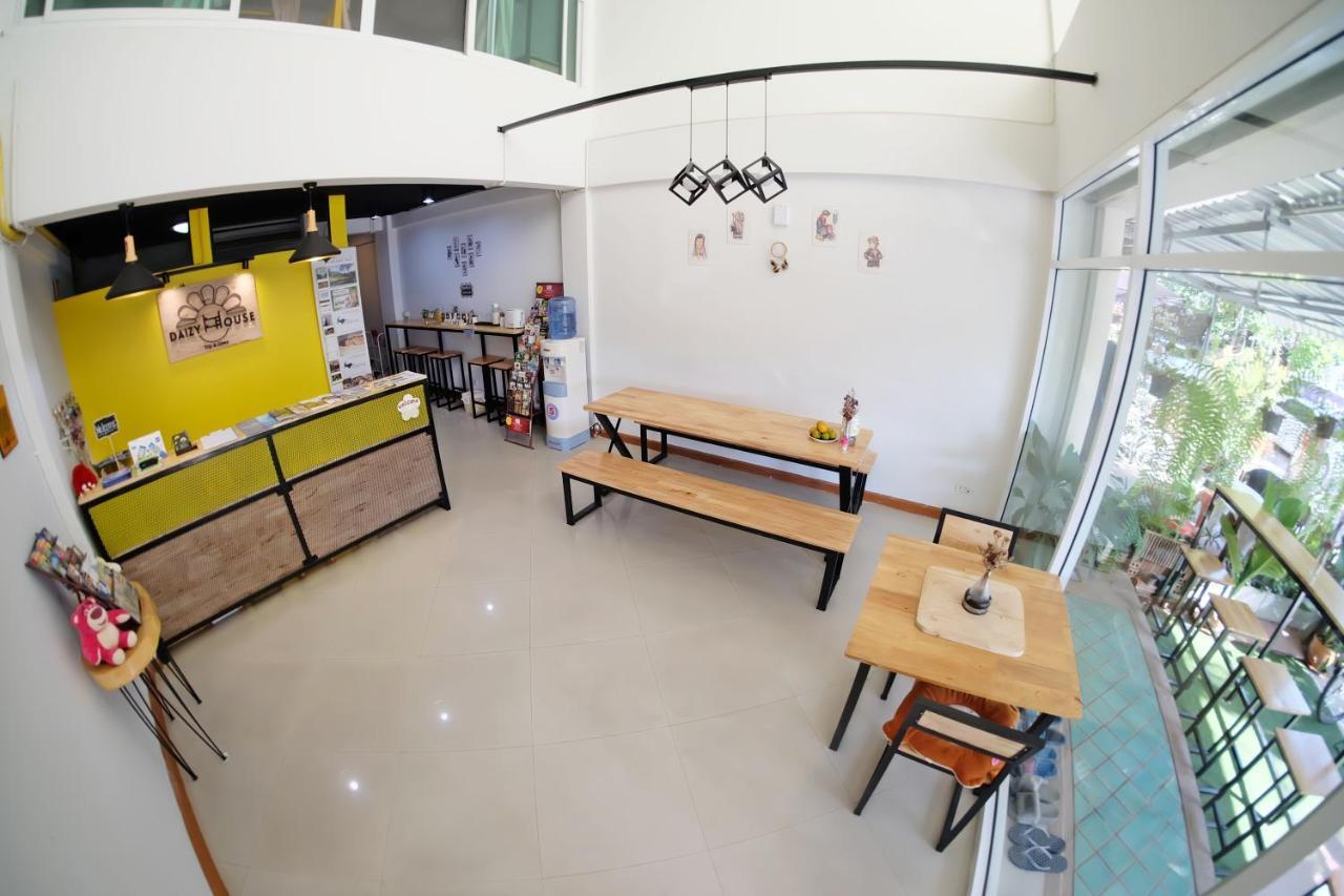 Hostel Daizy House Chiang Mai Exterior foto